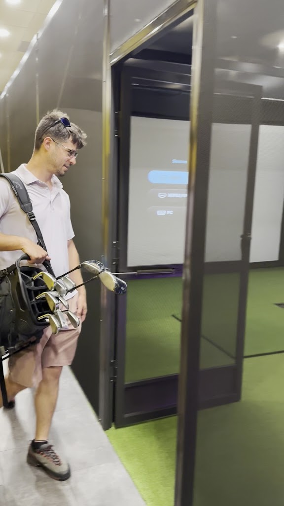 Sim Boss Golf & Racing Simulation Lounge - review