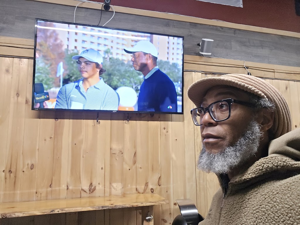 Endless 18 Indoor Golf Simulator - review