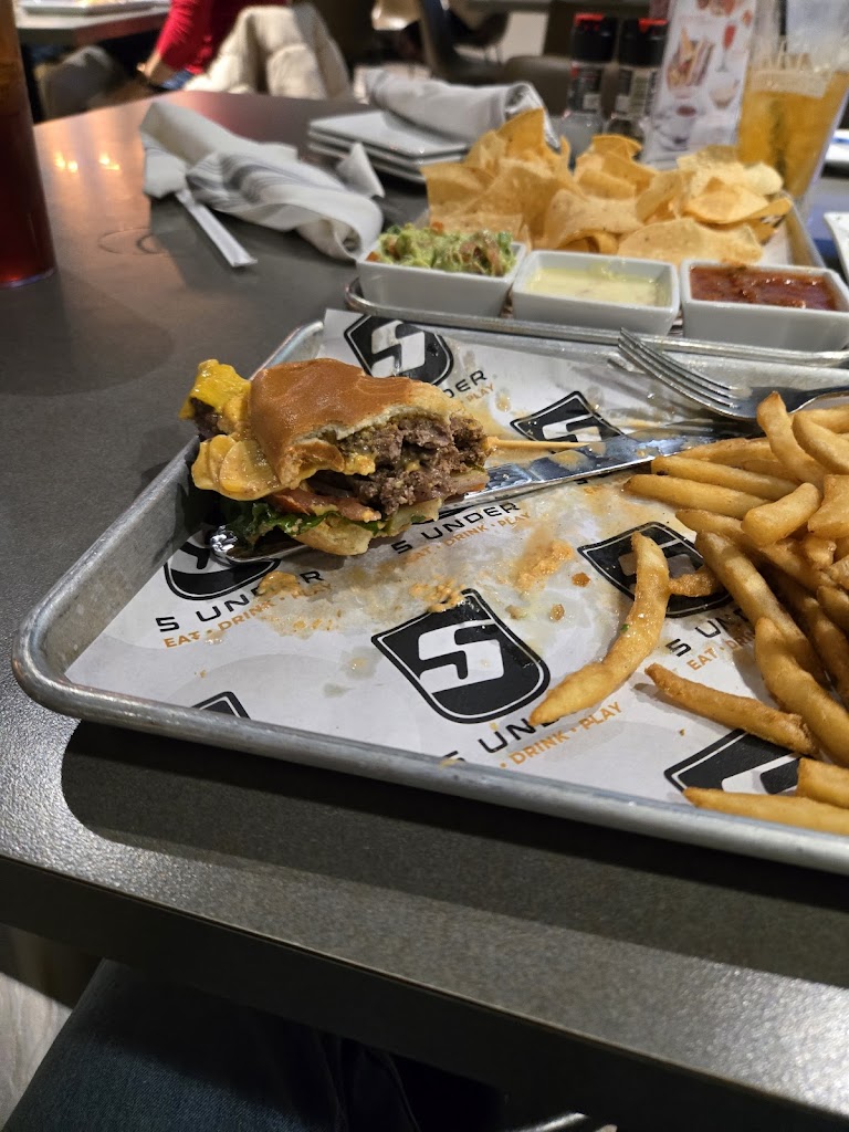 5 Under Golf Center - review