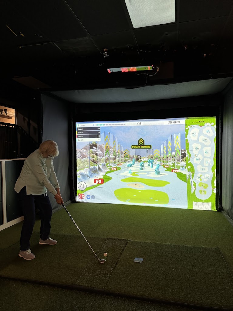UnderPar Golf Lounge - review