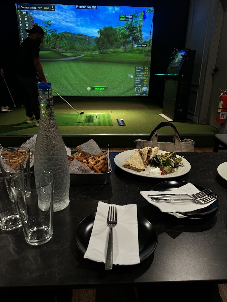 9deg(Degree) Golf - Golf Simulator, Bar & Restaurant - review