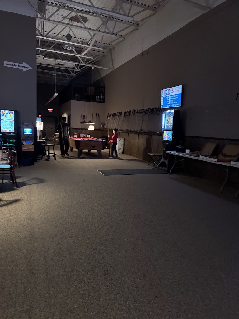 Westmont Indoor Golf - review