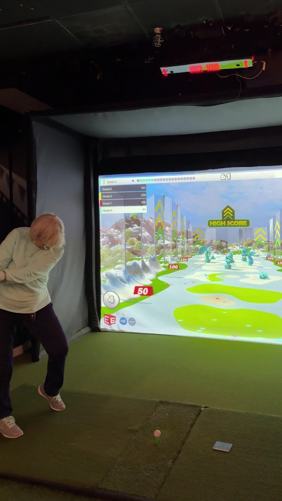 UnderPar Golf Lounge - review