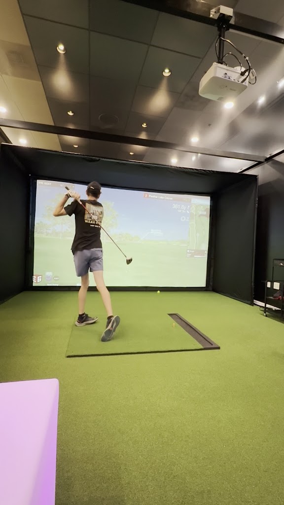 Sim Boss Golf & Racing Simulation Lounge - review