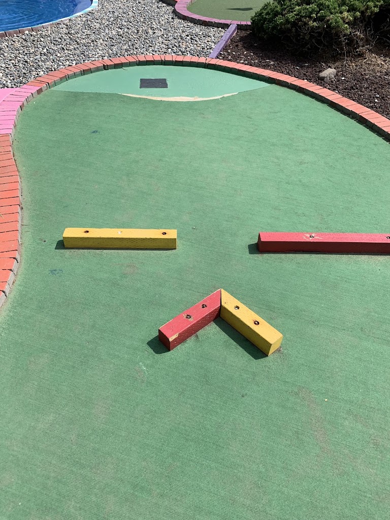 Golf Universe - review