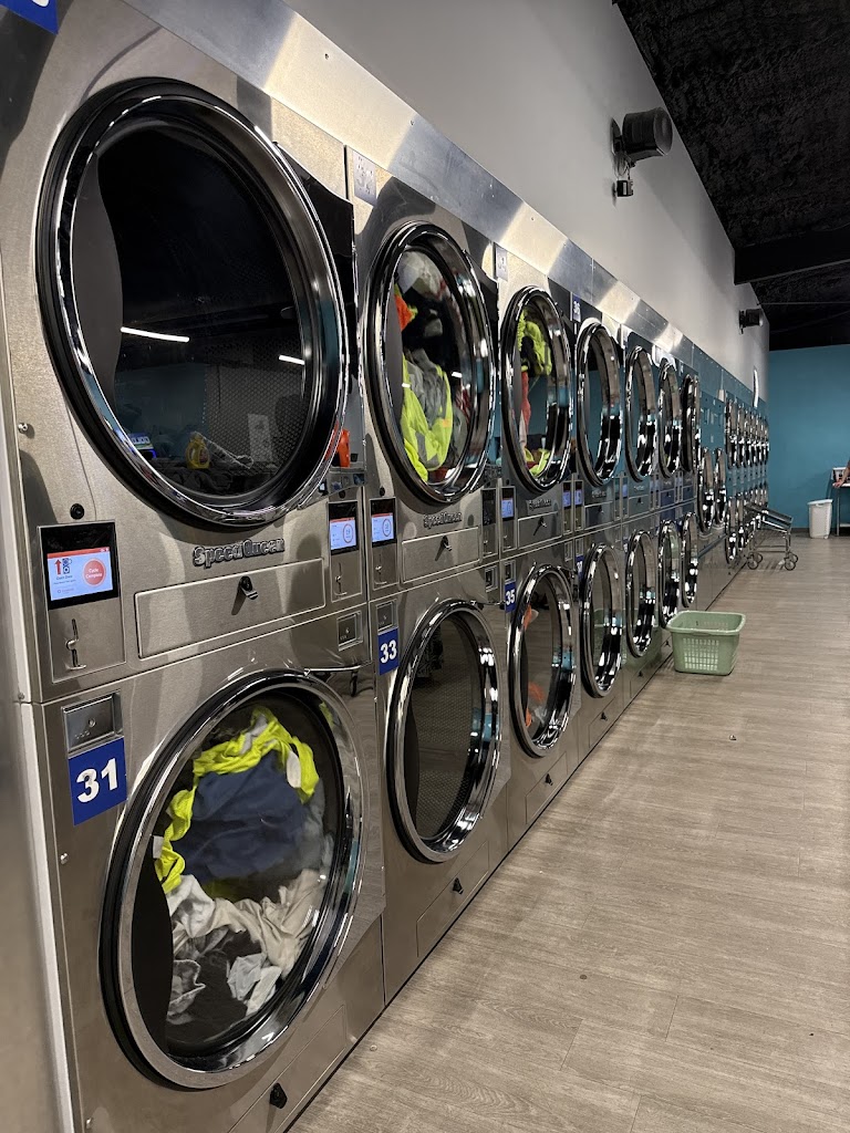 Bogeys Golf Suites - review