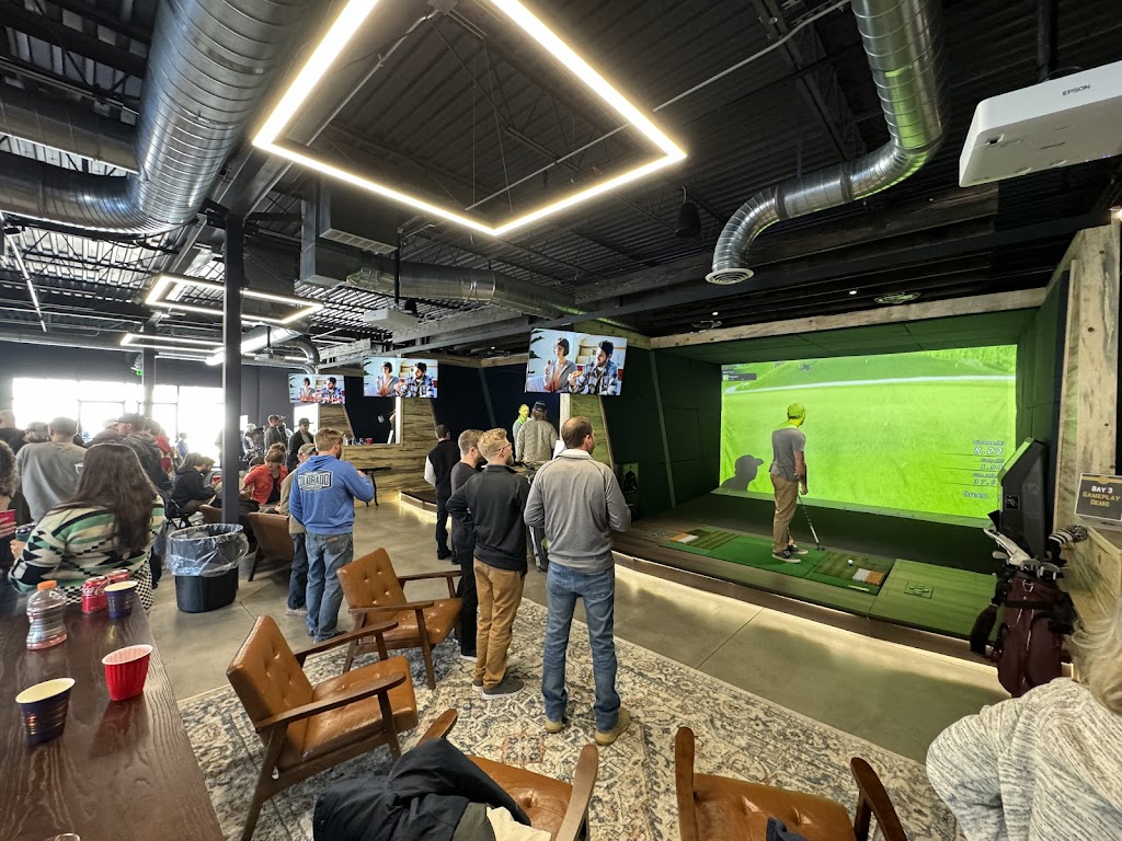 Avid Caddie Golf Lounge - review