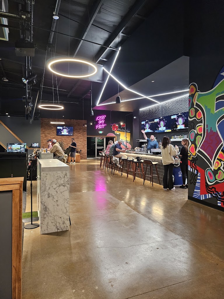 Five Iron Golf - review